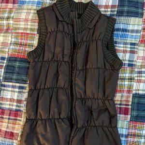 Puffer vest fitted back